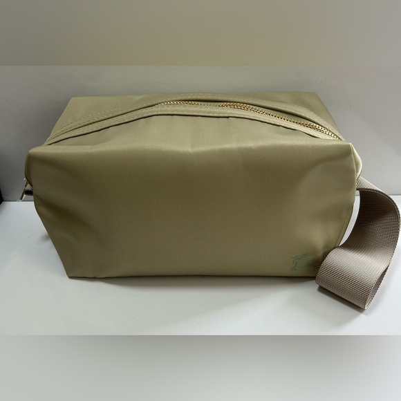 Burberry Cream Nylon Cosmetic Travel Bag Toiletry Pouch NWT - Picture 10 of 10